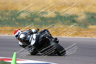 media/Apr-30-2023-CRA (Sun) [[020fcf5d43]]/Race 11-600 Expert Superbike/